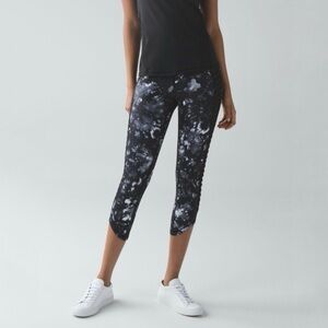 Lululemon Sunshine Salutation Crop Mesh Panel Legging Dusk Dye Black White 8